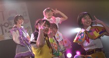 ロッカジャポニカ「ロッカジャポニカ 3rd TOUR ～Road to 1000～」東京・LIQUIDROOM公演の様子。（写真提供：キングレコード）