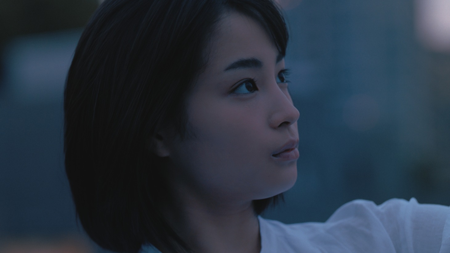 「ファイブミニ」のテレビCM「恋よりセンイ。」編より。