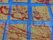 偶想Drop「Painfully violent」ジャケットの加工中の様子。