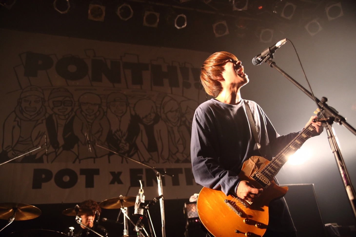 織田（Vo, G / POT）（Photo by Chikako Asai）