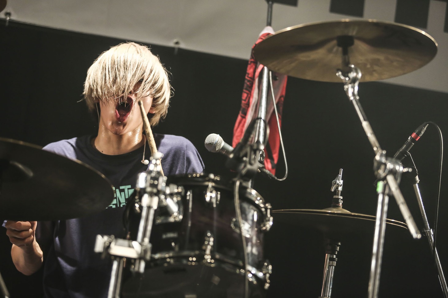 takumi（Dr, Cho / ENTH）（Photo by SHINGO TAMAI）