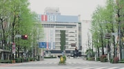 東池袋52「わたしセゾン」ミュージックビデオのワンシーン。