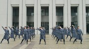 東池袋52「わたしセゾン」ミュージックビデオのワンシーン。