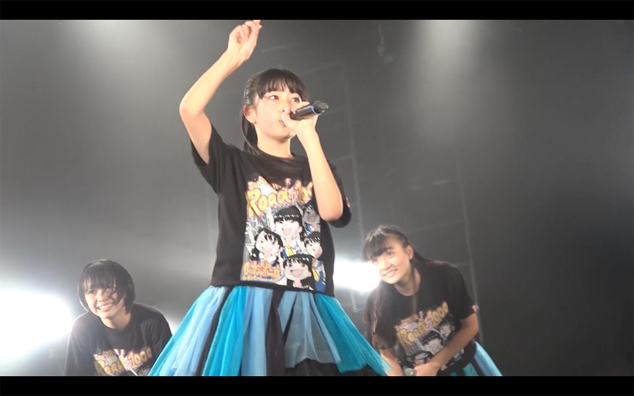 「ロッカジャポニカ 3rd TOUR ～Road to 1000～」東京・LIQUIDROOM公演で「だけどユメ見る」を披露するロッカジャポニカ。（写真提供：キングレコード）