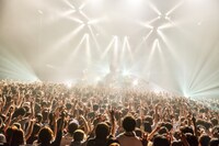 BIGMAMA「ファビュラ旅行記 2017」東京・Zepp Tokyo公演の様子。（Photo by Azusa Takada）