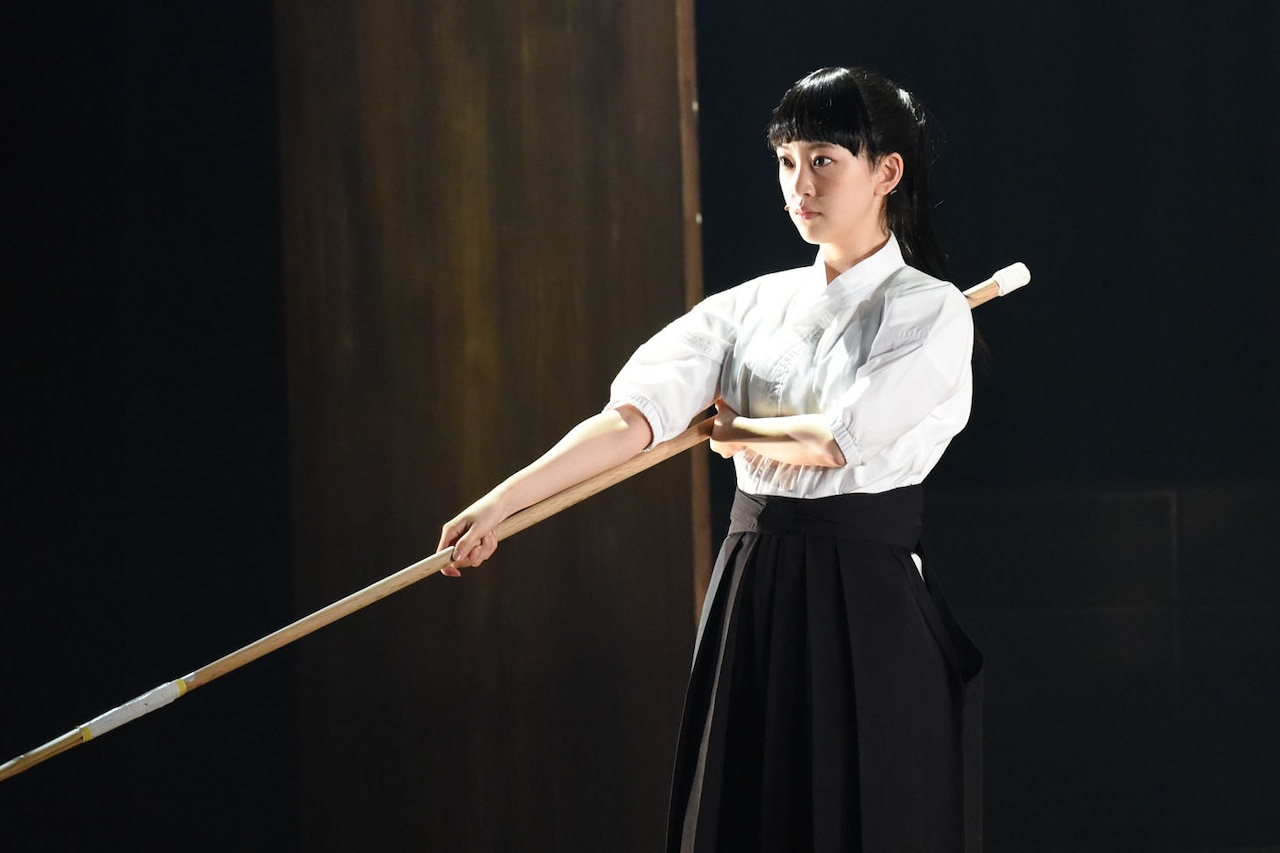 乃木坂46齋藤飛鳥ら、なぎなたさばき披露「あさひなぐ」明日から