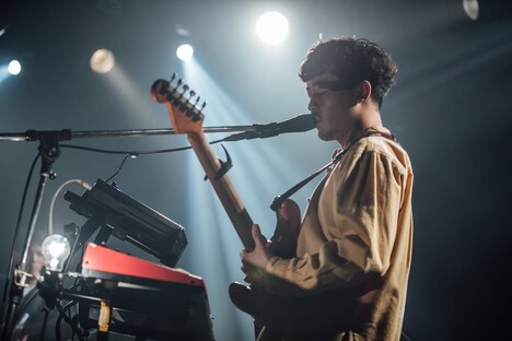 桜木大悟（G, Vo, Syn）（Photo by Ray Otabe）