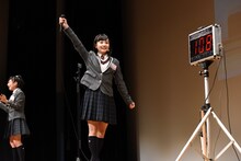 「100万円の使い道」というお題に対し、「貯金！」と叫んだ堅実な新谷ゆづみ。