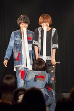 CUBERS「ZOLA×CUBERS2マン～Wリリースパーティー～」の様子。（撮影：牛島康介）