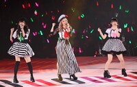 Buono!「Buono!ライブ2017 ～Pienezza」神奈川・横浜アリーナ公演の様子。（写真提供：アップフロント）