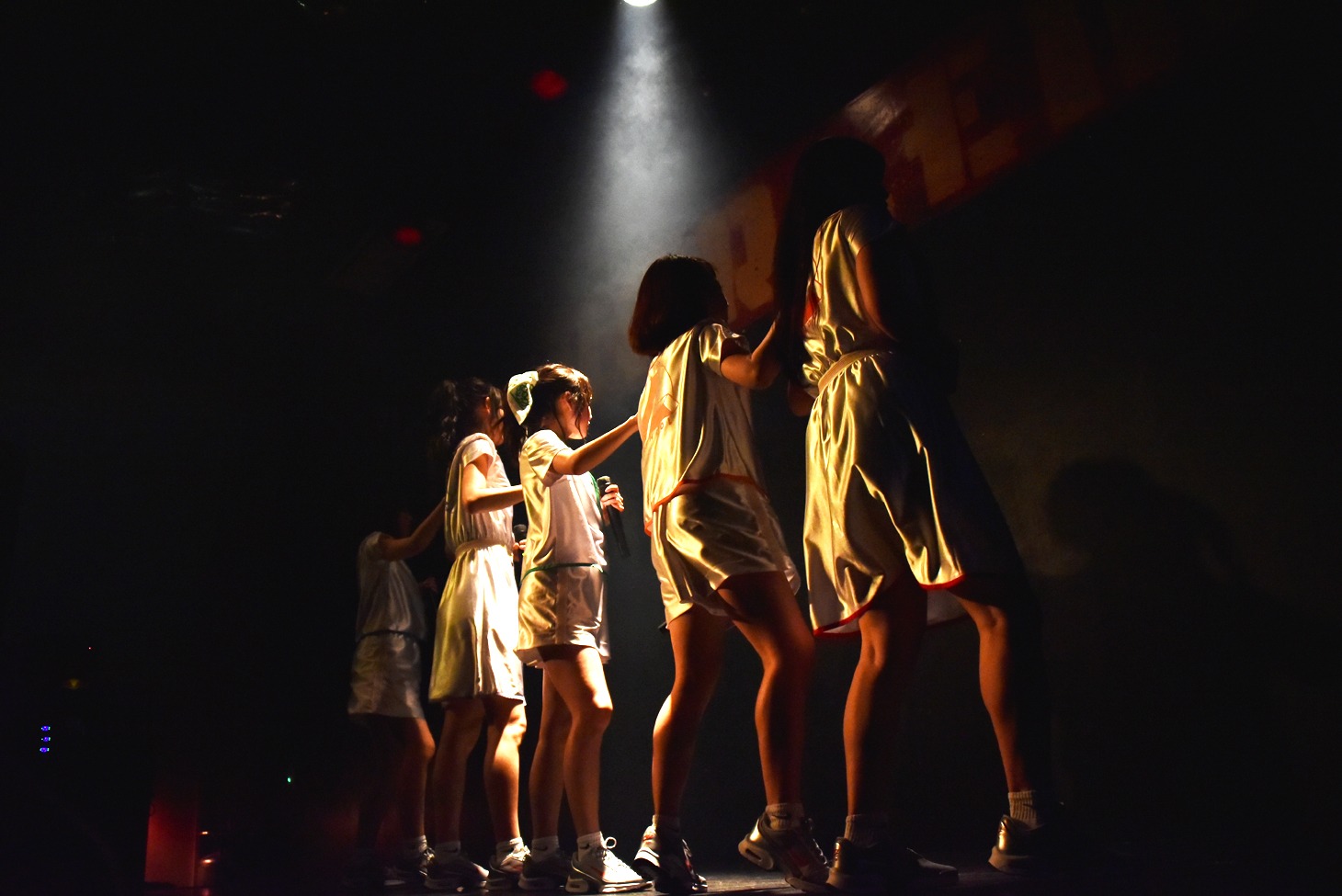 「lyrical school one man live 2017 "NEW GAME"」の様子。