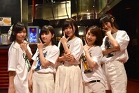 ライブ終演直後のlyrical school。左からhime、yuu、hinako、risano、minan。