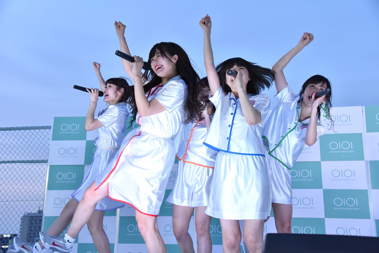 lyrical schoolフリーライブの様子。