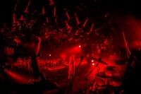 Amelie「Amelie『ドラマチック』Release Tour 2017」東京・渋谷CLUB QUATTRO公演の様子。（撮影：日吉"JP"純平）