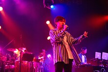 ぼくのりりっくのぼうよみ「ぼくのりりっくのぼうよみ TOUR 2017」東京・新木場STUDIO COASTの様子。（撮影：平田浩基）
