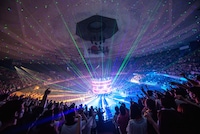 flumpool「flumpool 8th tour 2017 Beginning Special『Re:image』at NIPPON BUDOKAN」の様子。（撮影：ヤオタケシ）