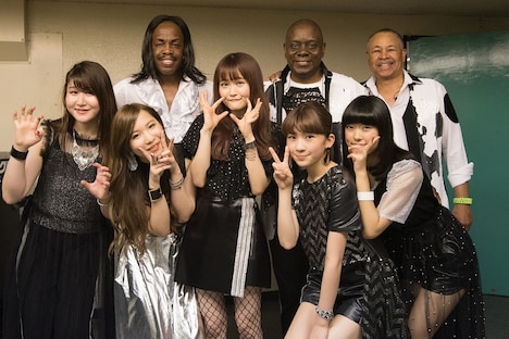 Little Glee MonsterとEarth Wind & Fire。(Photo by Yusuke Sato)