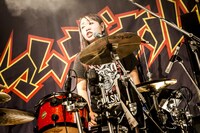 ナヲ（ドラムと女声と姉）（Photo by Takahiro Saito）