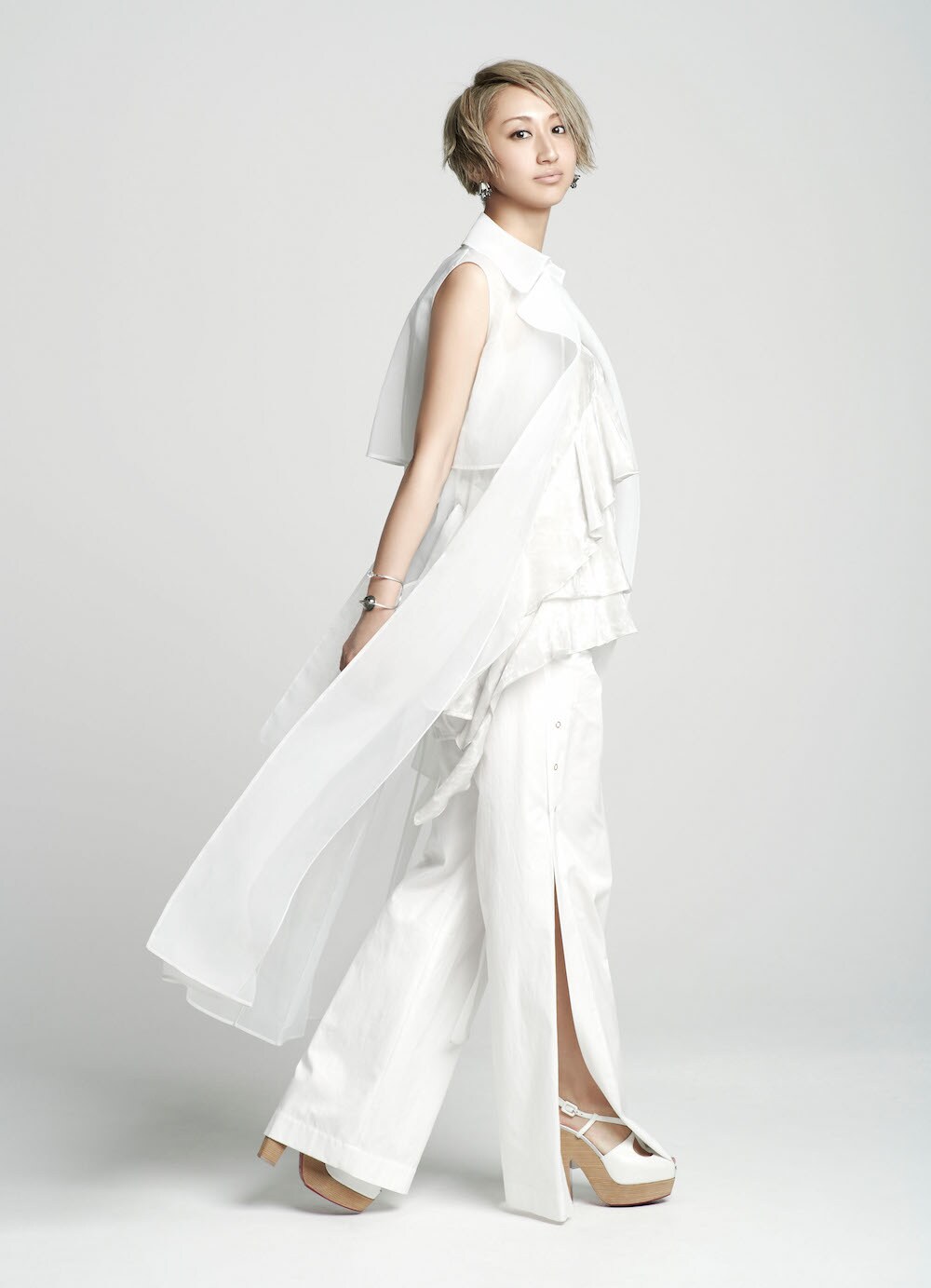 Ms.OOJAが35歳の誕生日にLINE LIVE配信、重大発表も