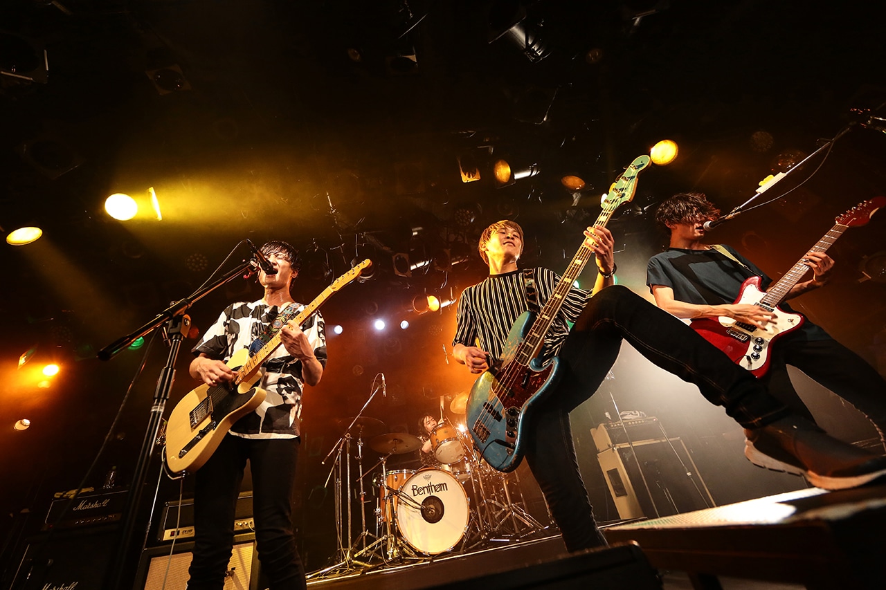 Bentham「雨降ってG高まるツアー ～We are the TYPHOON～」東京・渋谷CLUB QUATTRO公演の様子。（写真提供：ポニーキャニオン）