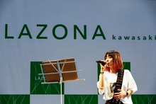 「TODAY」を歌い上げるLiSA。（photo by tetsuya yamamoto）