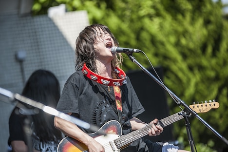 稲村太佑（G, Vo / アルカラ）（Photo by manaty）