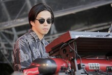 ceroの荒内佑（Key）。