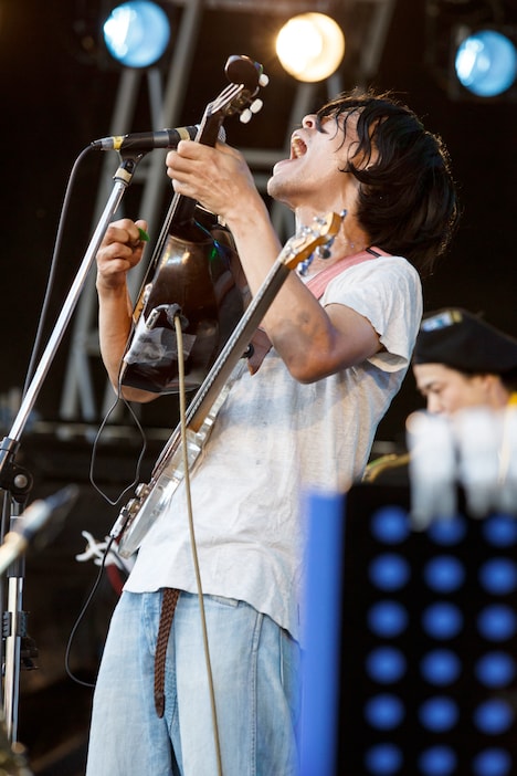 Hei Tanakaの田中馨（Vo, B）。