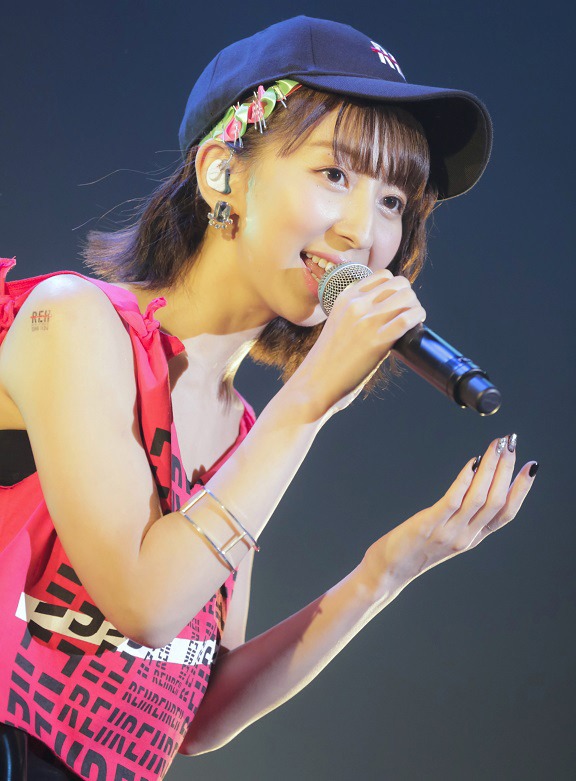 飯田里穂