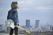 「FENDER FEEDBACK」のワンシーン。