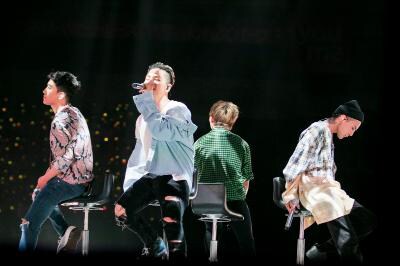 「BIGBANG SPECIAL EVENT 2017」初日公演の様子。（写真提供：avex）