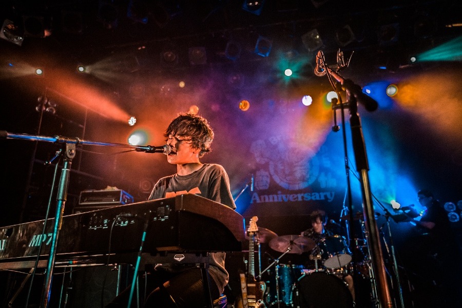 「Brian the Sun TOUR 2017『パトスとエートス』」東京・LIQUIDROOM公演の様子。（写真提供：EPICレコードジャパン）