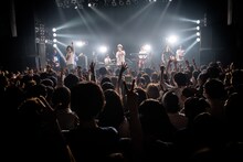 ビッケブランカ with BRADIO（撮影：星野健太）