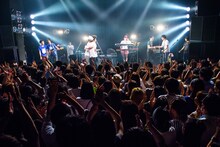 ビッケブランカ with BRADIO（撮影：星野健太）