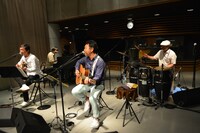 南佳孝＋杉山清貴が出演した「KIRIN BEER "Good Luck" LIVE」の様子。（写真提供：TOKYO FM）
