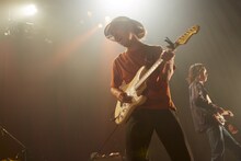 安部勇磨（Vo, G / never young beach）（撮影：村井香）