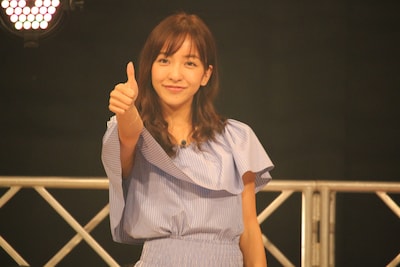 板野友美（写真提供：キングレコード）