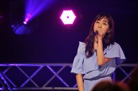 板野友美（写真提供：キングレコード）