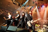 LUNA SEA。左からINORAN（G）、J（B）、RYUICHI（Vo）、SUGIZO（G）、真矢（Dr）。