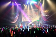 「バンドじゃないもん！ワンマンライブ2017 東京ダダダッシュ！ ～ちゃんと汗かかなきゃ××××～」の様子。