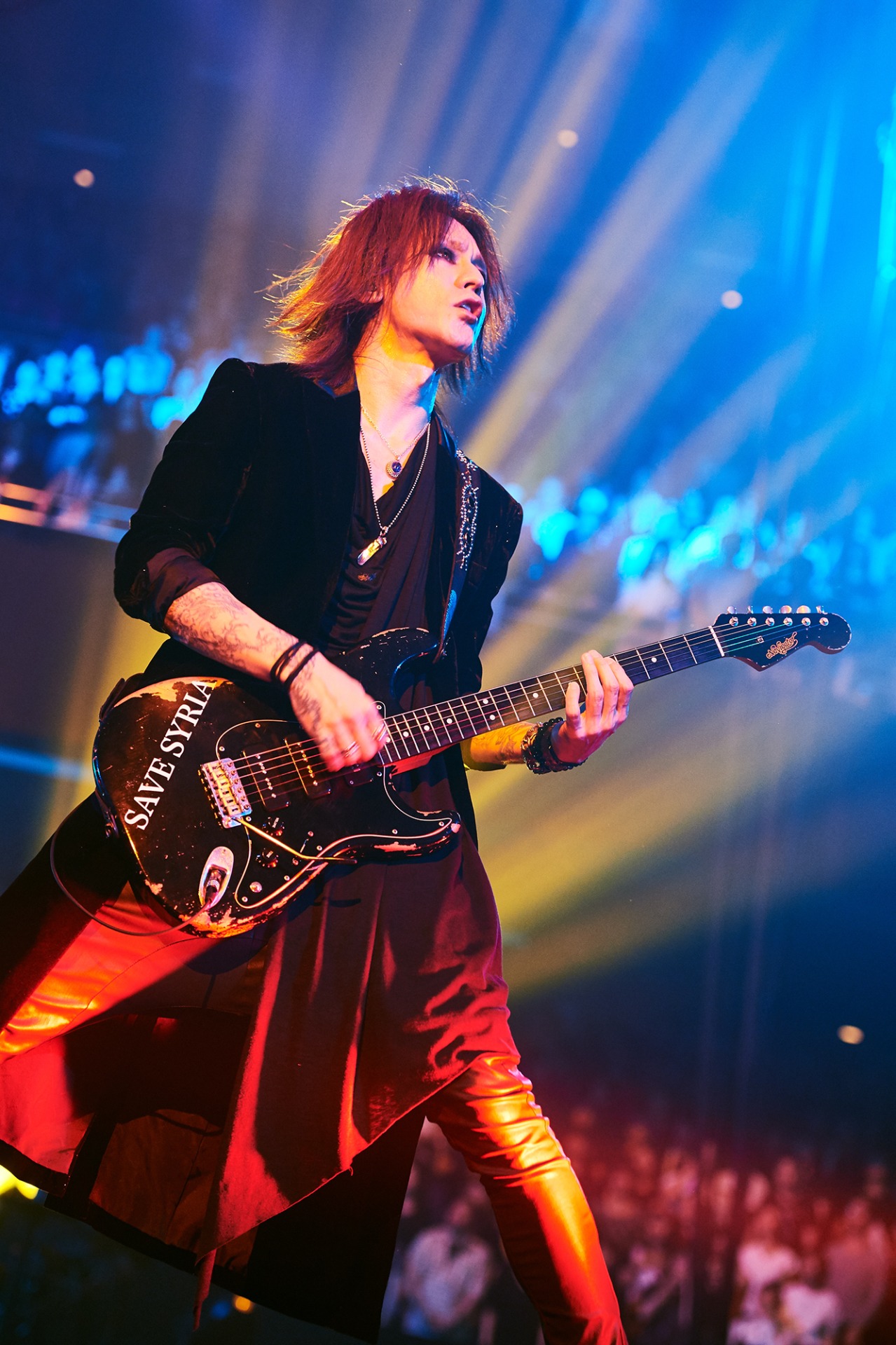 SUGIZO（G, Violin）（写真提供：株式会社LUNA SEA）