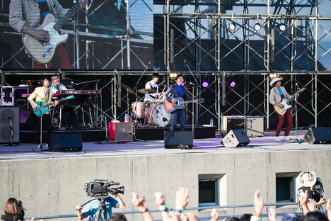 ウルフルズ（写真提供：阿蘇ロックフェスティバル）