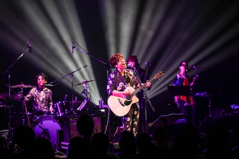 中田裕二「TOUR 17 “thickness”」の様子。（撮影：渡邉一生）