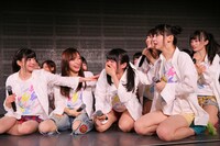 東京・AKB48劇場にて行われた「AKB48 49thシングル選抜総選挙」速報発表でのNGT48メンバー。(c)AKS