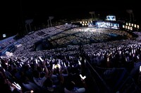 「"真夏の全国ツアー2016"～4th Year Birthday Live～」の様子。