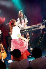 コレサワ（撮影：小坂茂雄）