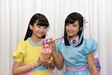 左から森萌々穂、山出愛子。