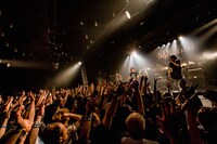NAMBA69「HEROES TOUR 2017」最終公演の様子。（Photo by Takashi "TAKA" Konuma）