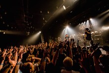 NAMBA69「HEROES TOUR 2017」最終公演の様子。（Photo by Takashi "TAKA" Konuma）