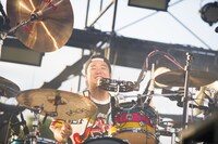 FUJI（Dr, Cho）（撮影：瀧本 JON... 行秀）